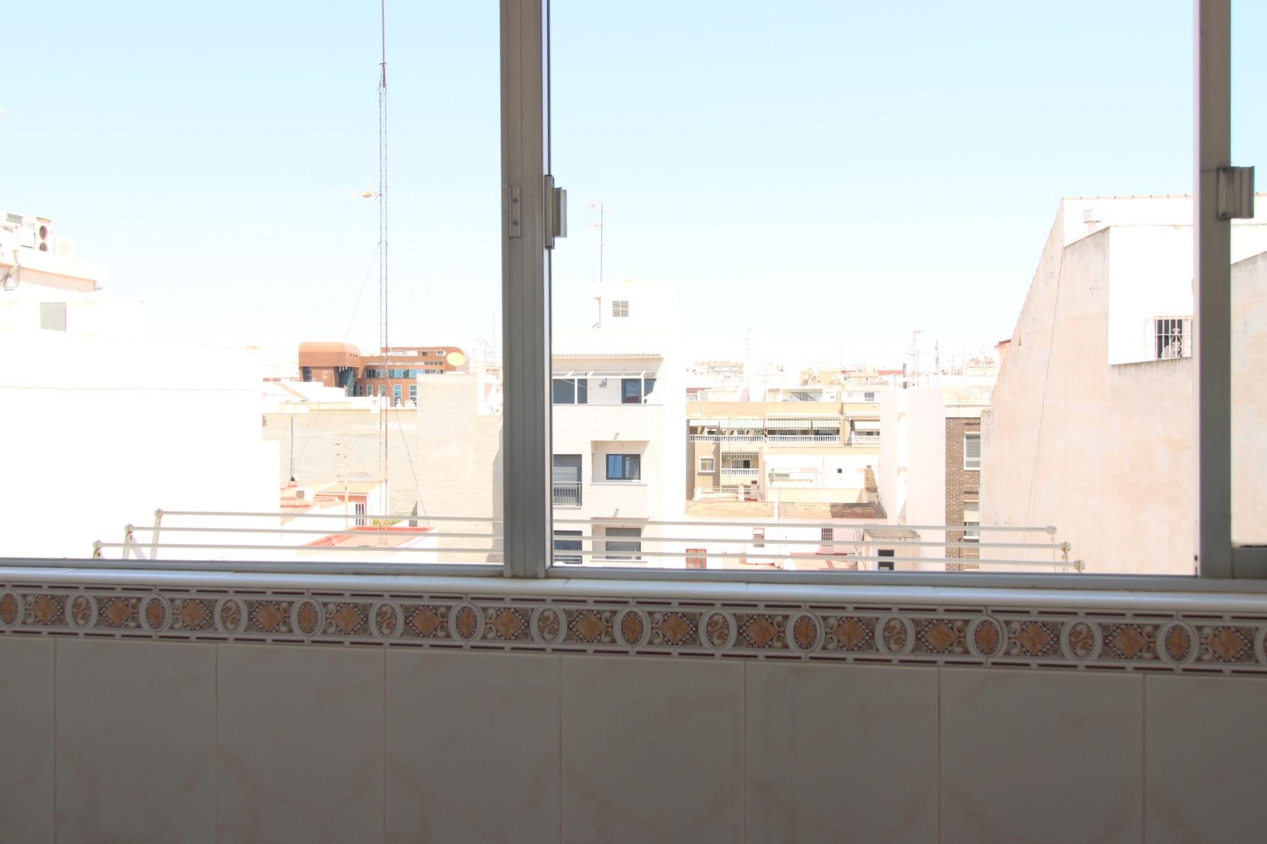3 Bed, 2 Bath, ApartmentFor Sale, Torrevieja, Alicante