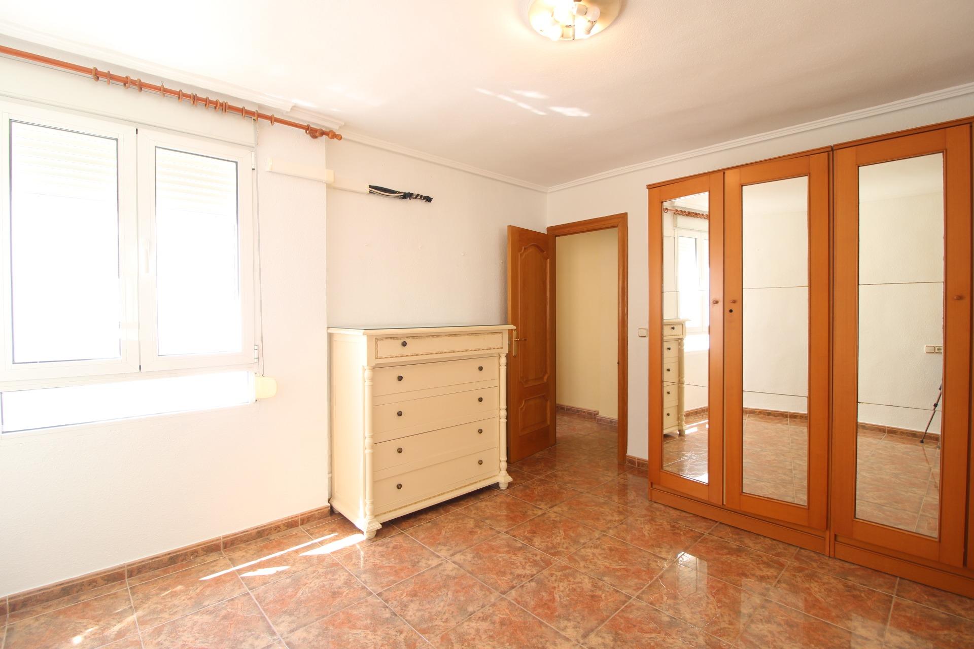 3 Bed, 2 Bath, ApartmentFor Sale, Torrevieja, Alicante