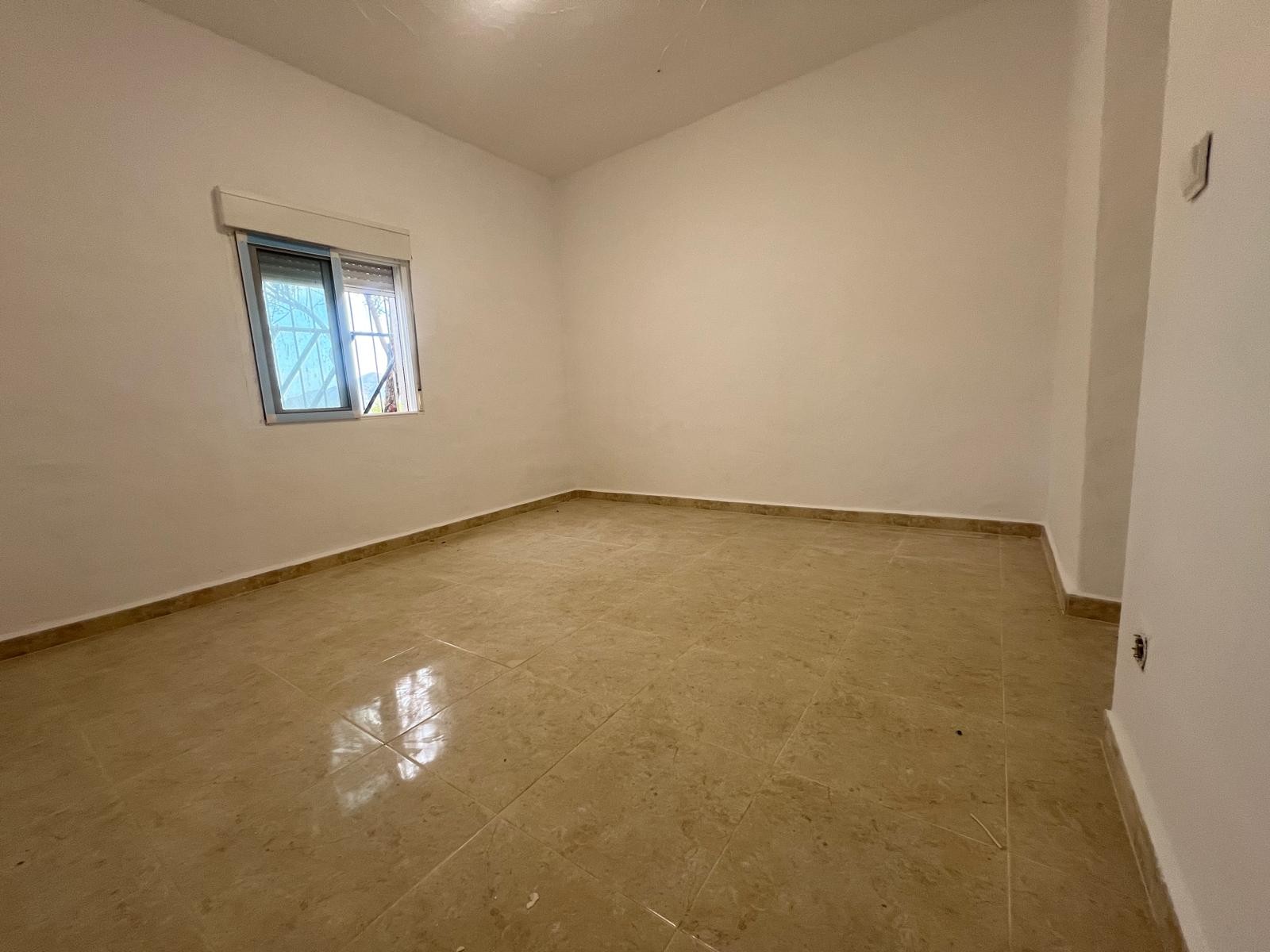 4 Bed, 2 Bath, HouseFor Sale, La Solana, Alicante