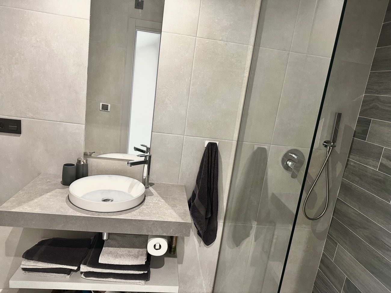 3 Bed, 2 Bath, ApartmentFor Sale, El Raso, Alicante