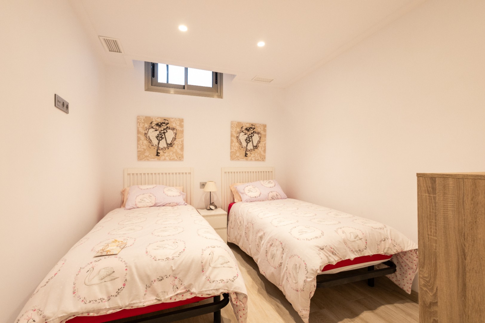 4 Bed, 3 Bath, HouseFor Sale, Orihuela, Alicante