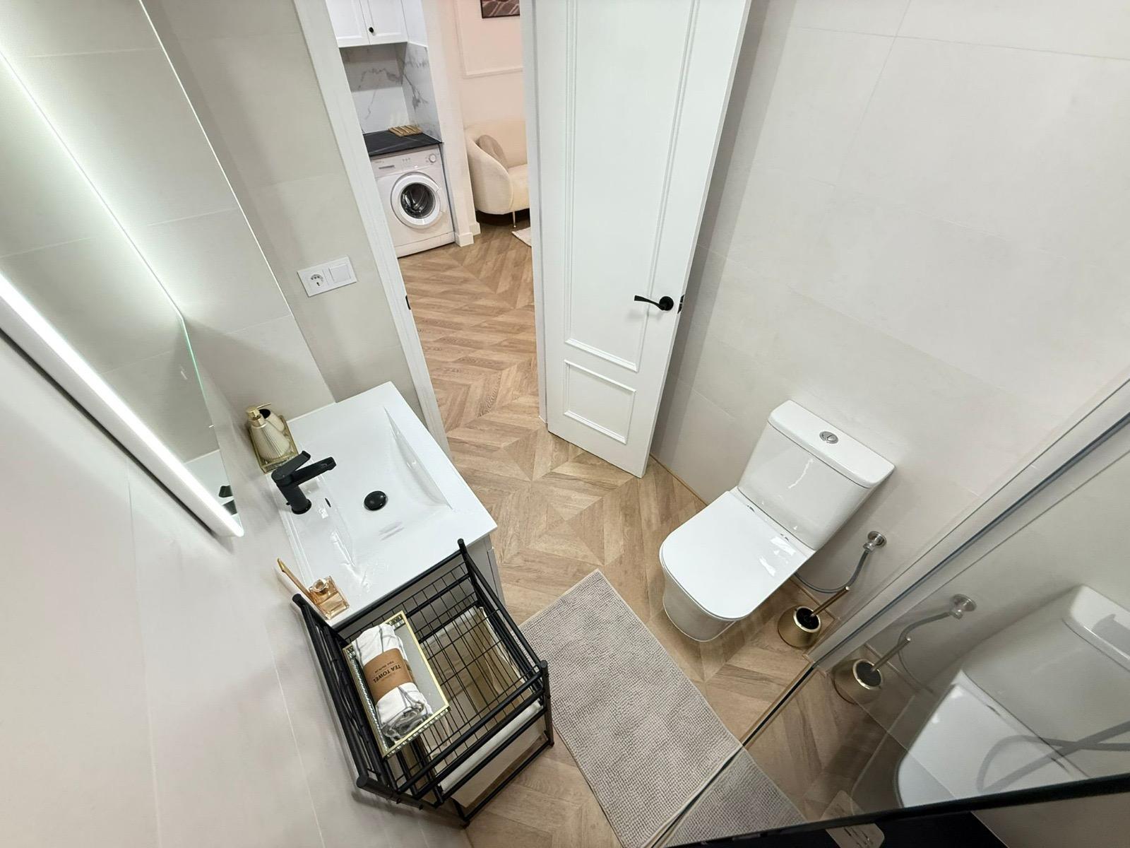 2 Bed, 1 Bath, ApartmentFor Sale, Torrevieja, Alicante