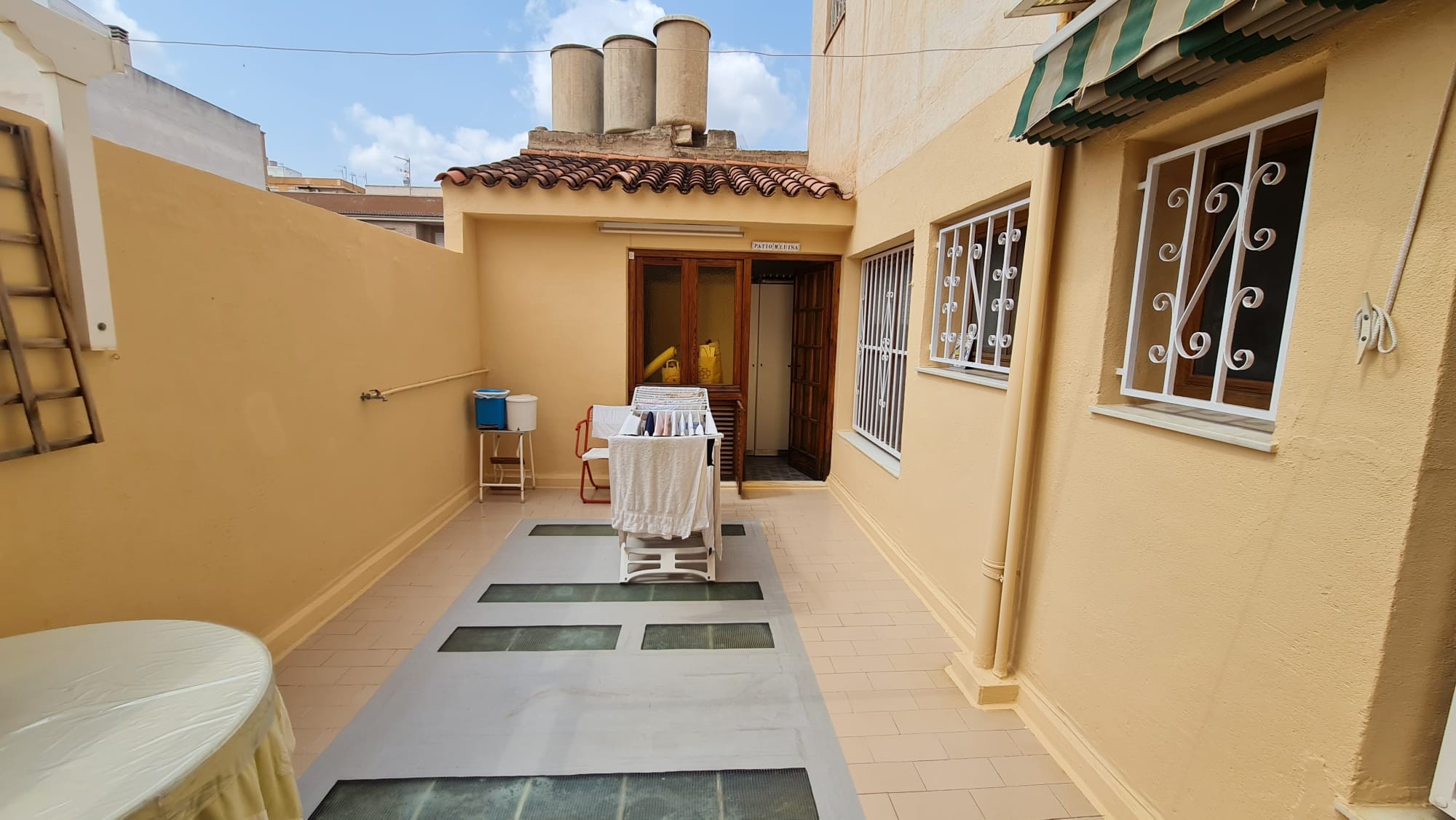 4 Bed, 3 Bath, HouseFor Sale, Elda, Alicante