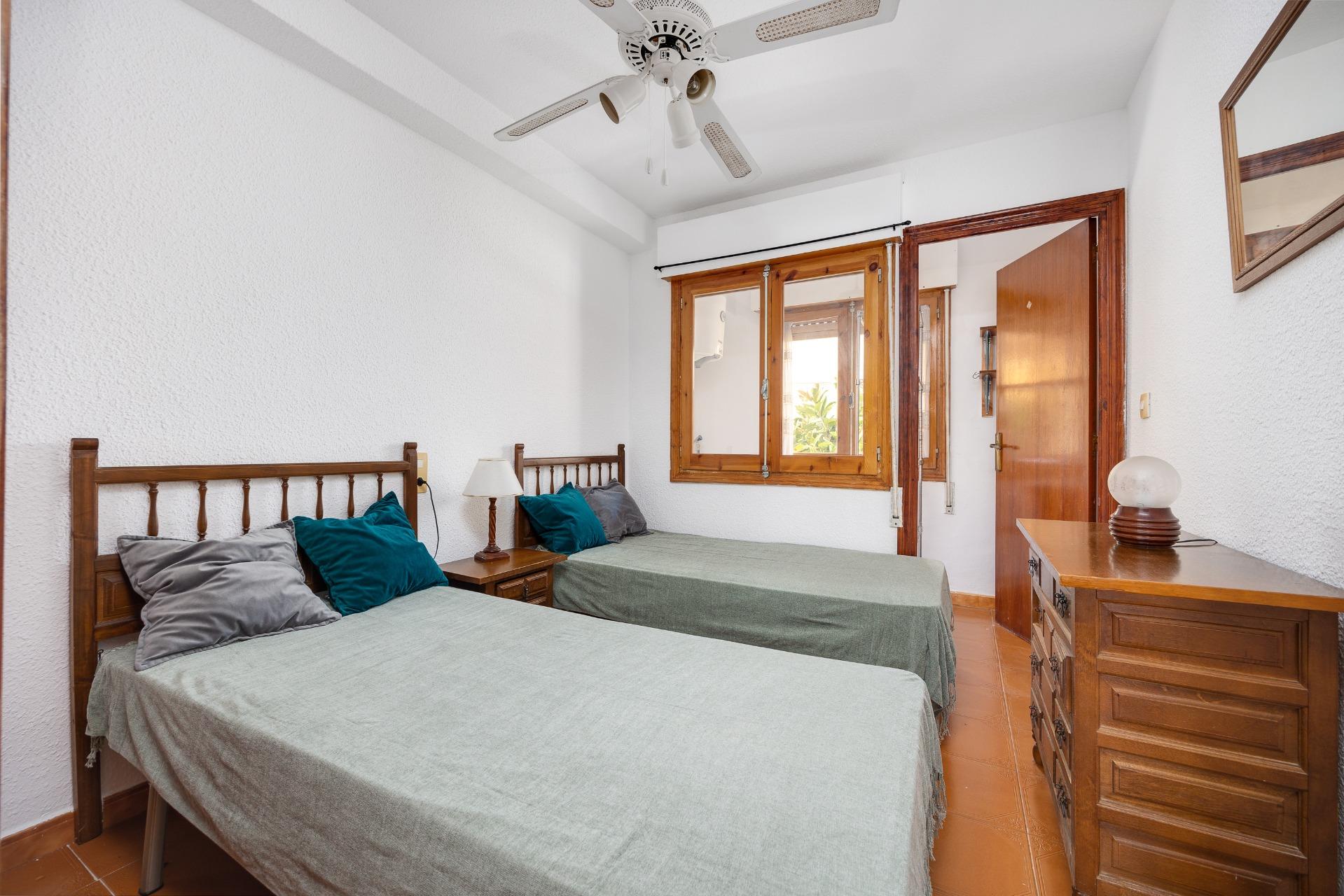 2 Bed, 1 Bath, ApartmentFor Sale, Torrevieja, Alicante