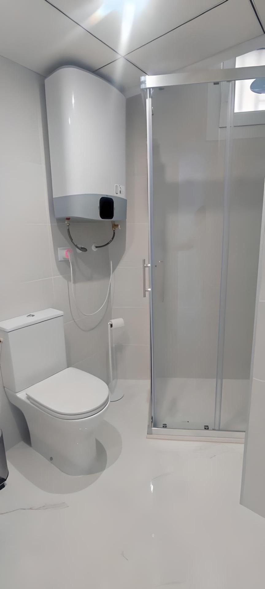 2 Bed, 1 Bath, ApartmentFor Sale, Torrevieja, Alicante