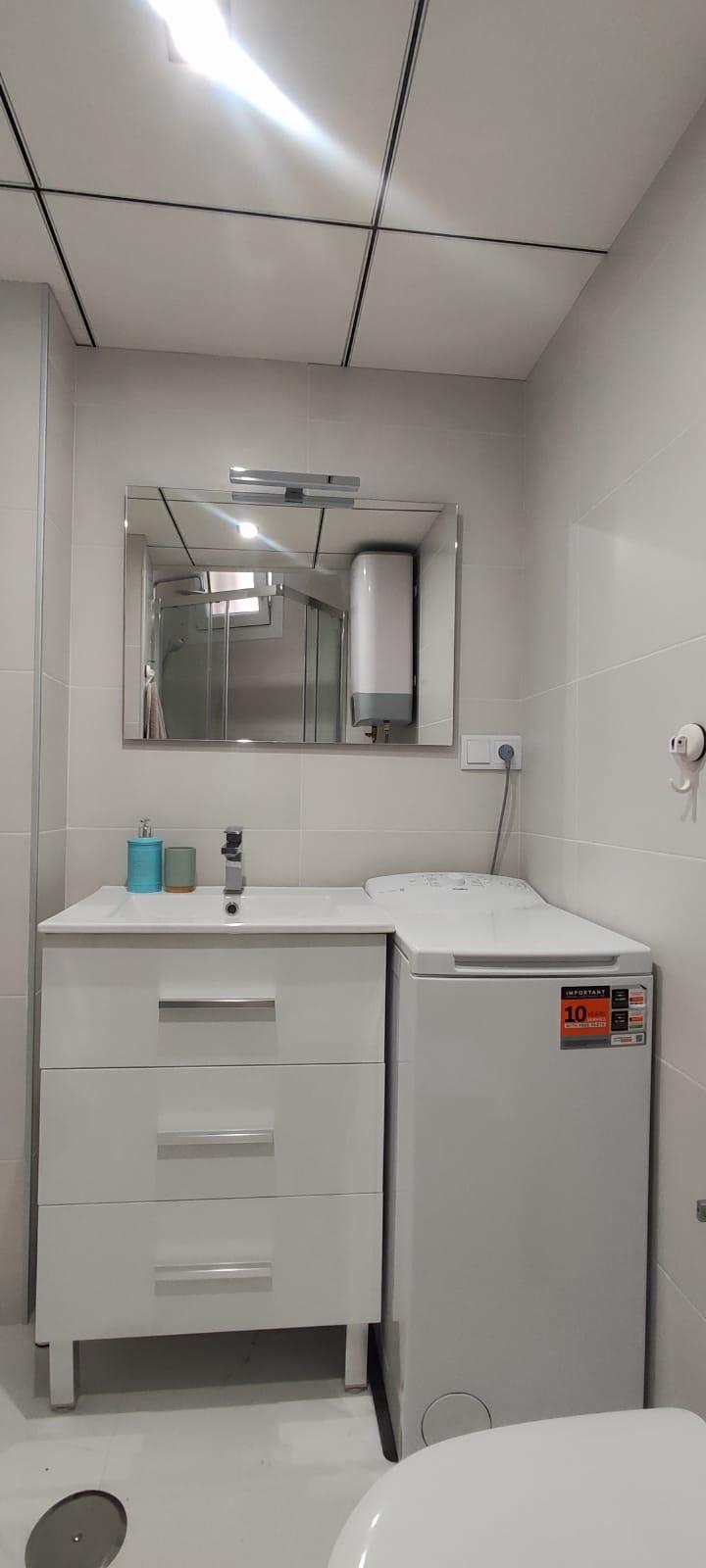 2 Bed, 1 Bath, ApartmentFor Sale, Torrevieja, Alicante