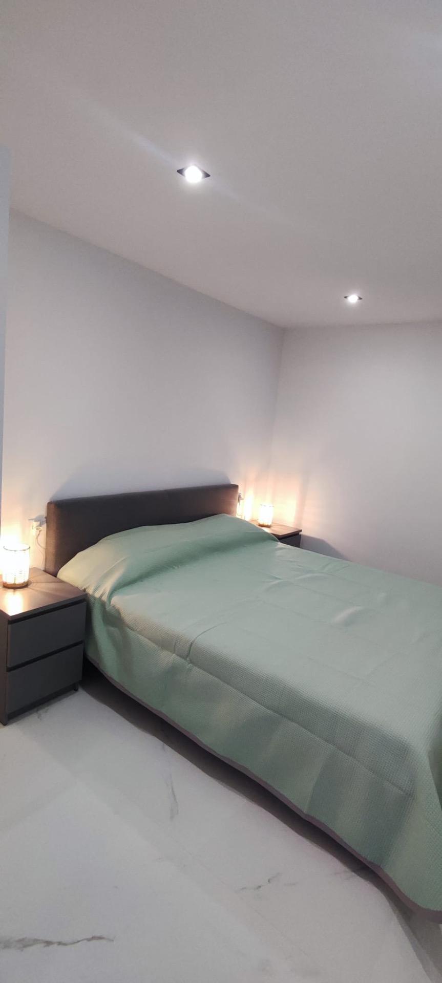 2 Bed, 1 Bath, ApartmentFor Sale, Torrevieja, Alicante