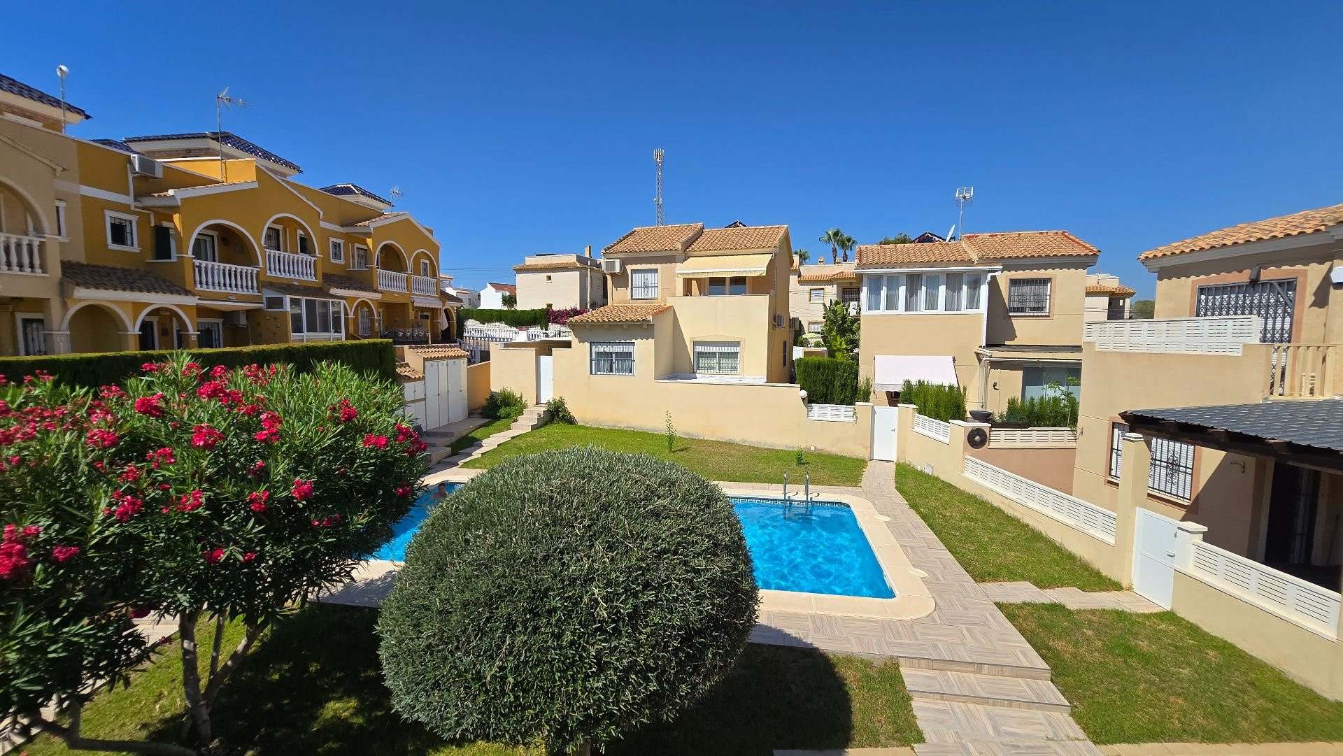 3 Bed, 2 Bath, HouseFor Sale, Orihuela, Alicante