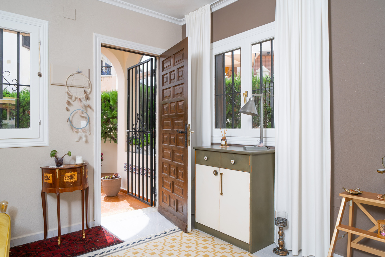 2 Bed, 1 Bath, HouseFor Sale, Torrevieja, Alicante