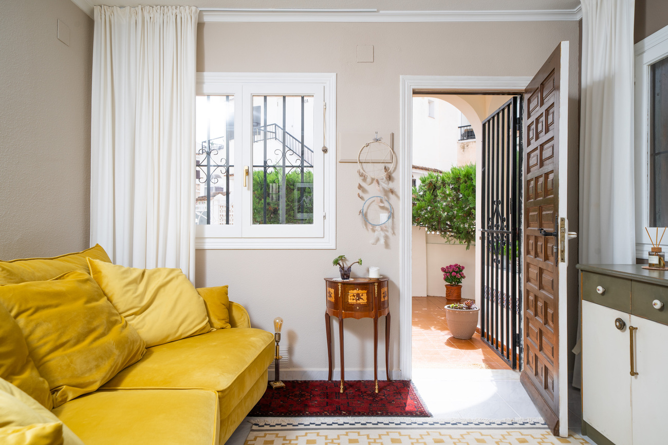 2 Bed, 1 Bath, HouseFor Sale, Torrevieja, Alicante