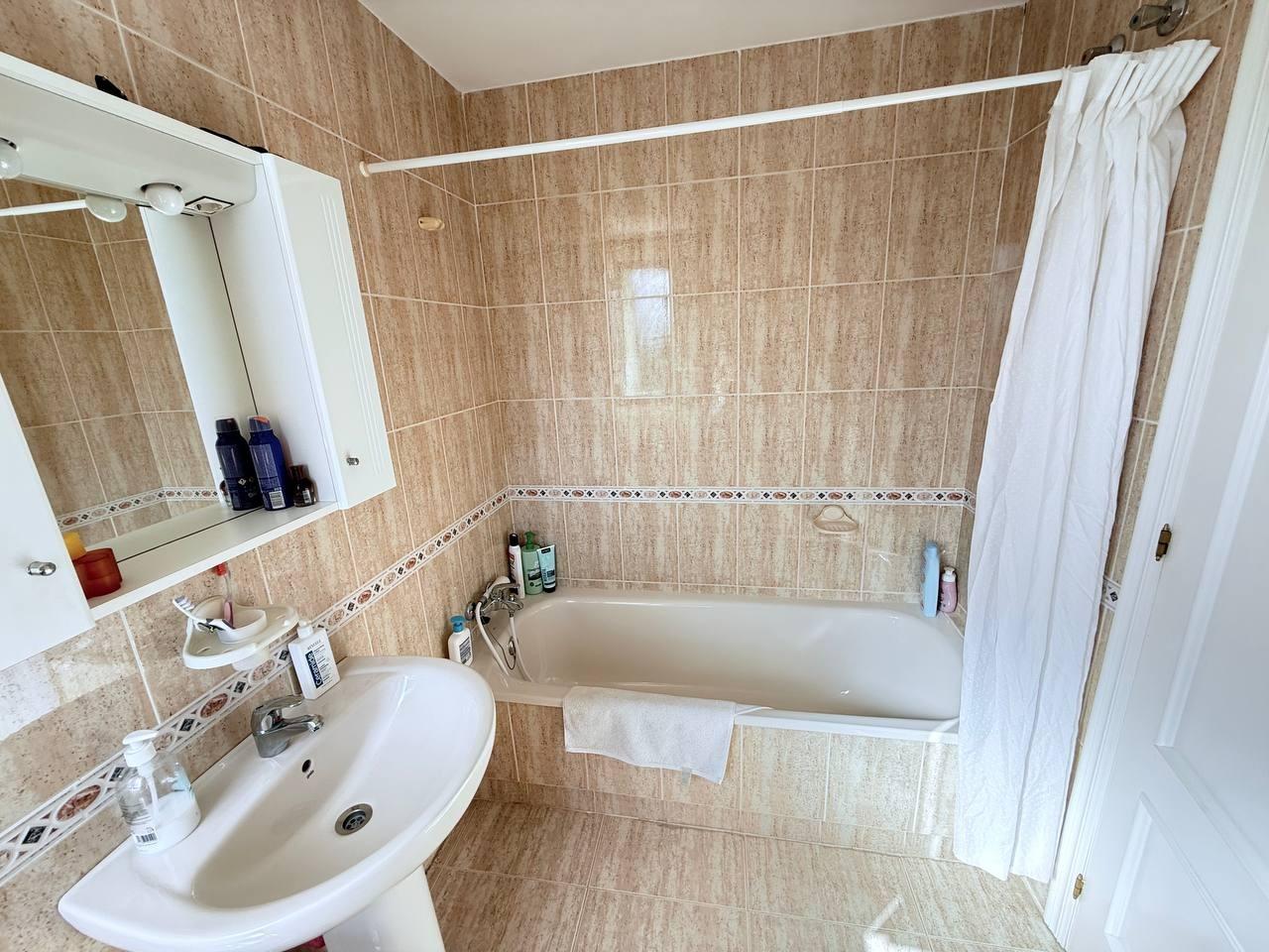 3 Bed, 2 Bath, ApartmentFor Sale, Orihuela Costa, Alicante