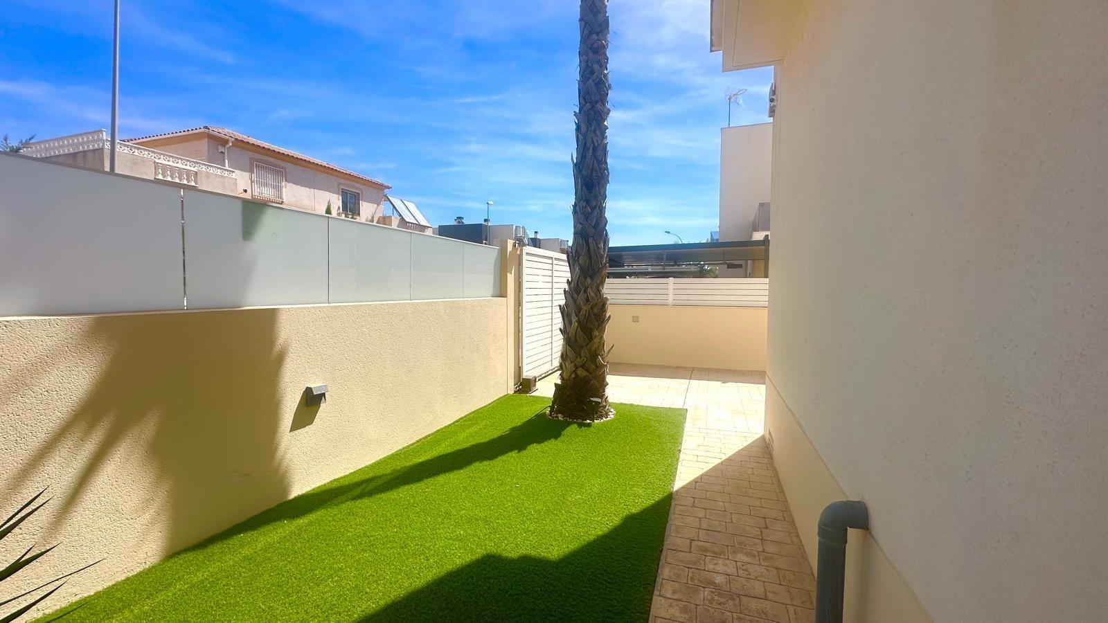 3 Bed, 3 Bath, HouseFor Sale, Torrevieja, Alicante