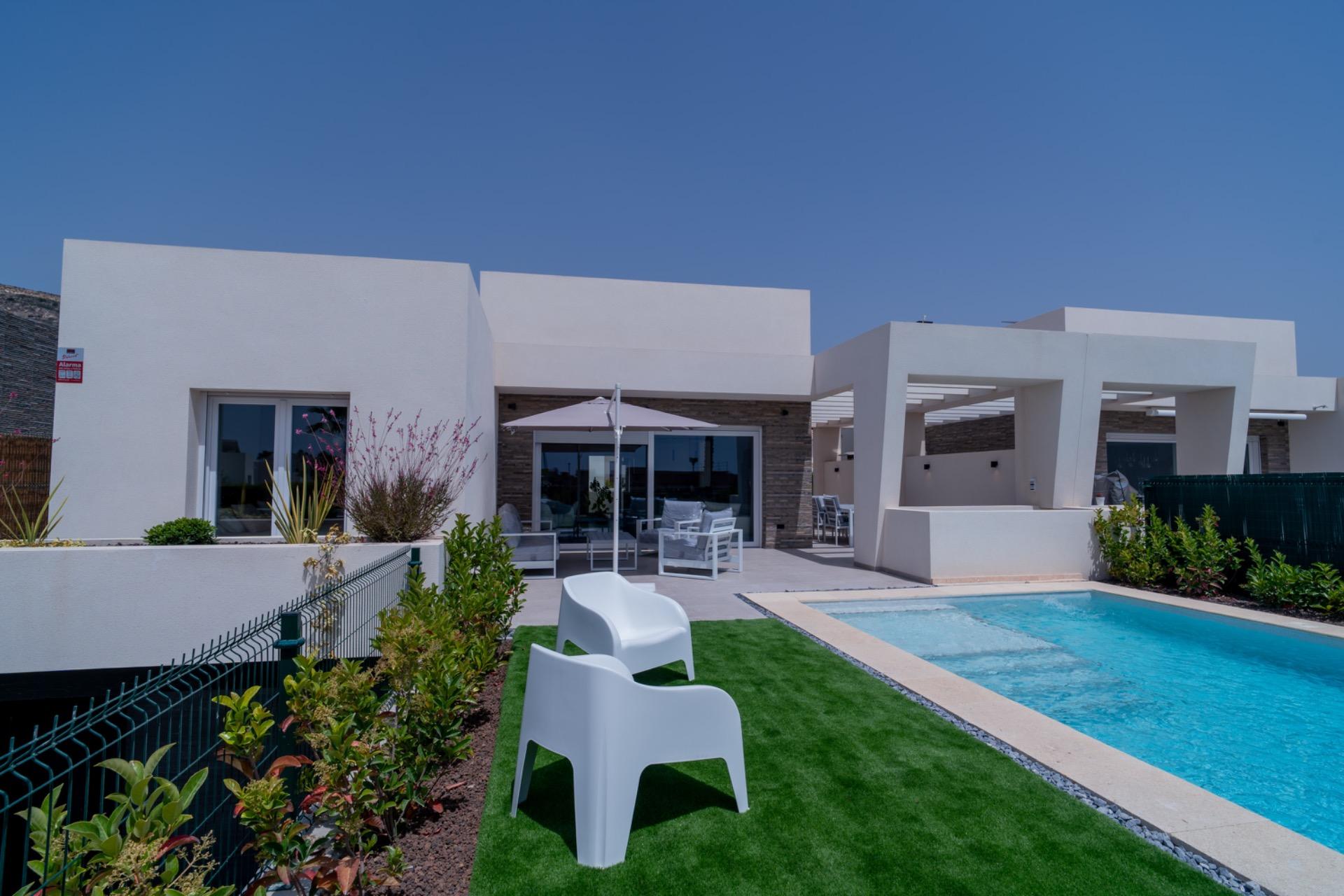 3 Bed, 2 Bath, HouseFor Sale, Algorfa, Alicante