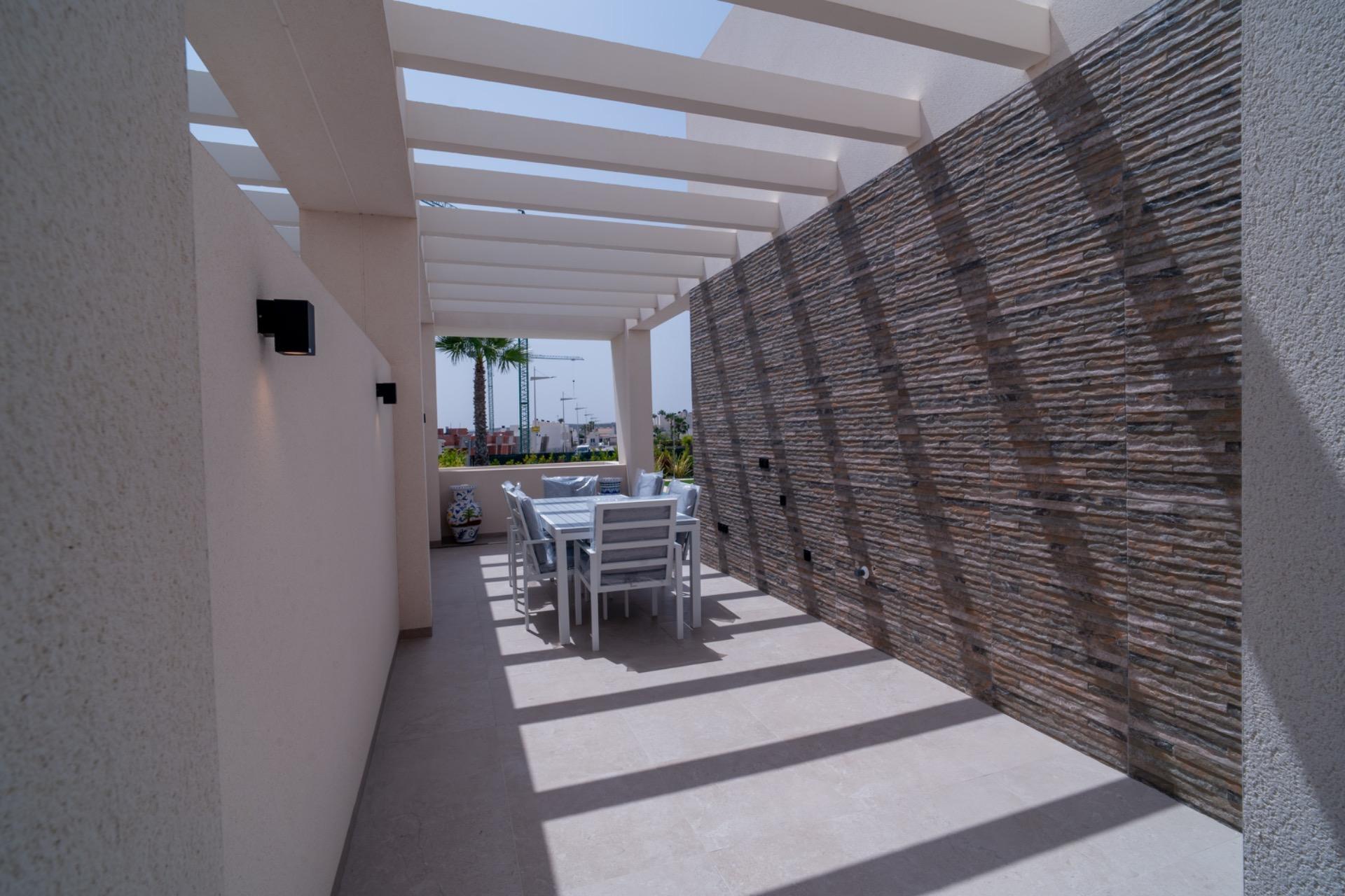 3 Bed, 2 Bath, HouseFor Sale, Algorfa, Alicante