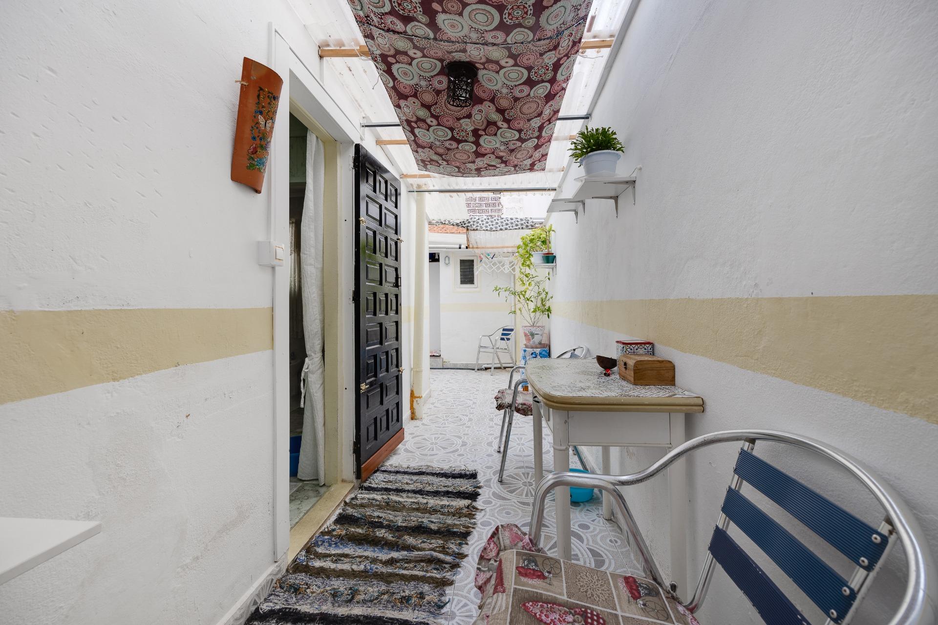 3 Bed, 2 Bath, ApartmentFor Sale, Torrevieja, Alicante