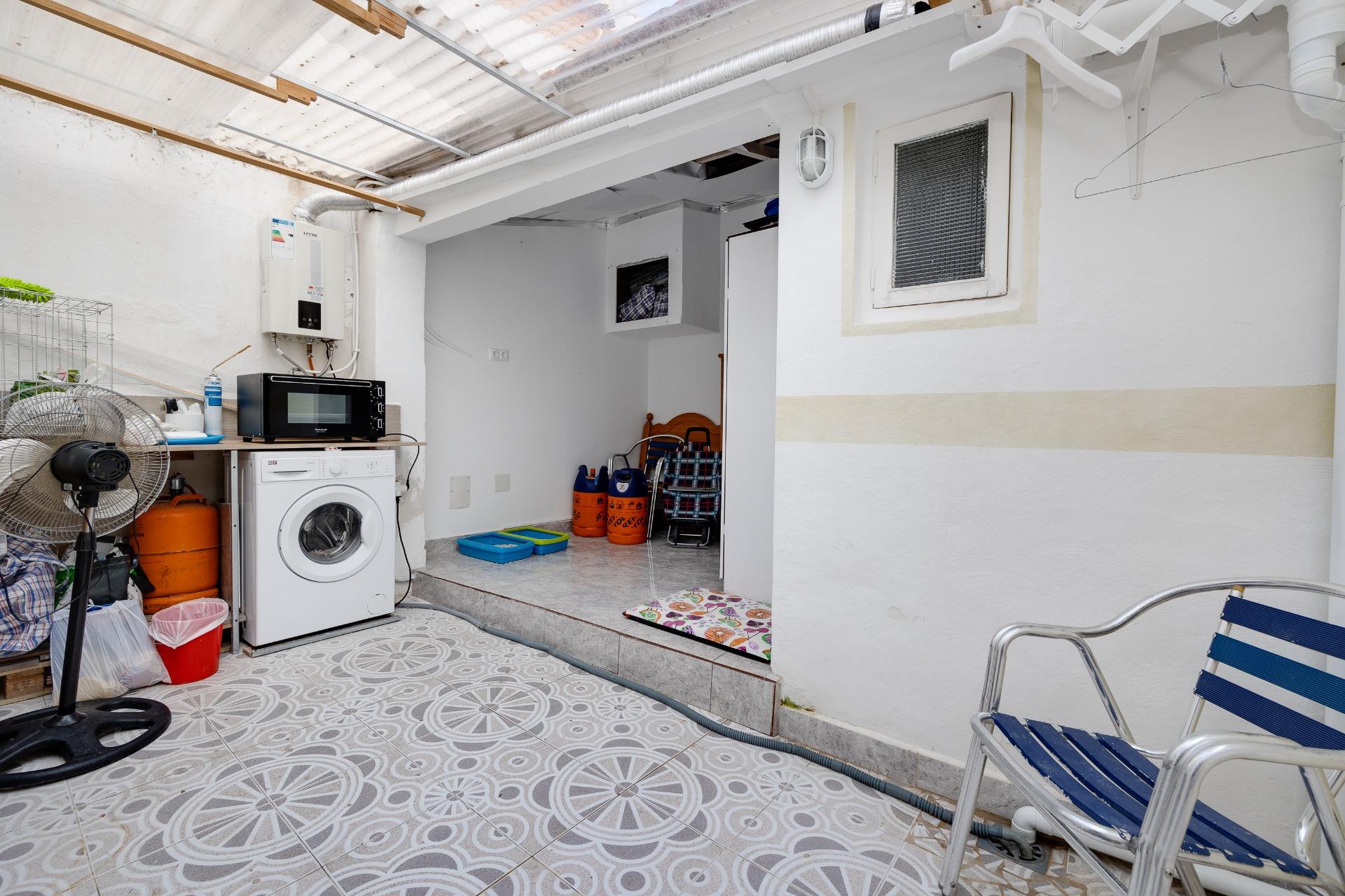 3 Bed, 2 Bath, ApartmentFor Sale, Torrevieja, Alicante