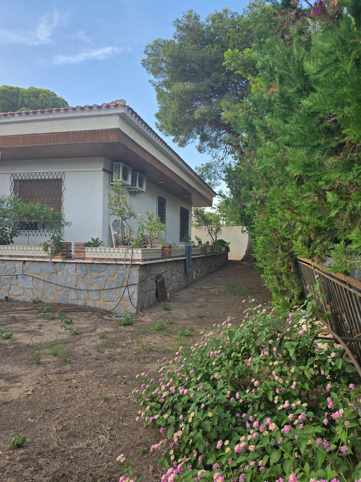 7 Bed, 4 Bath, HouseFor Sale, Orihuela Costa, Alicante