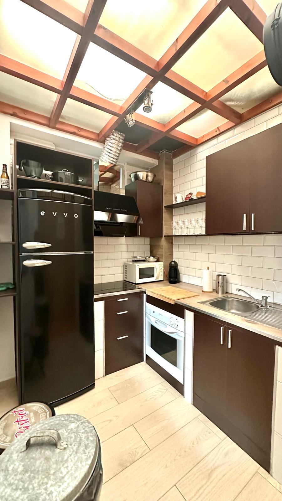 4 Bed, 1 Bath, ApartmentFor Sale, Torrevieja, Alicante