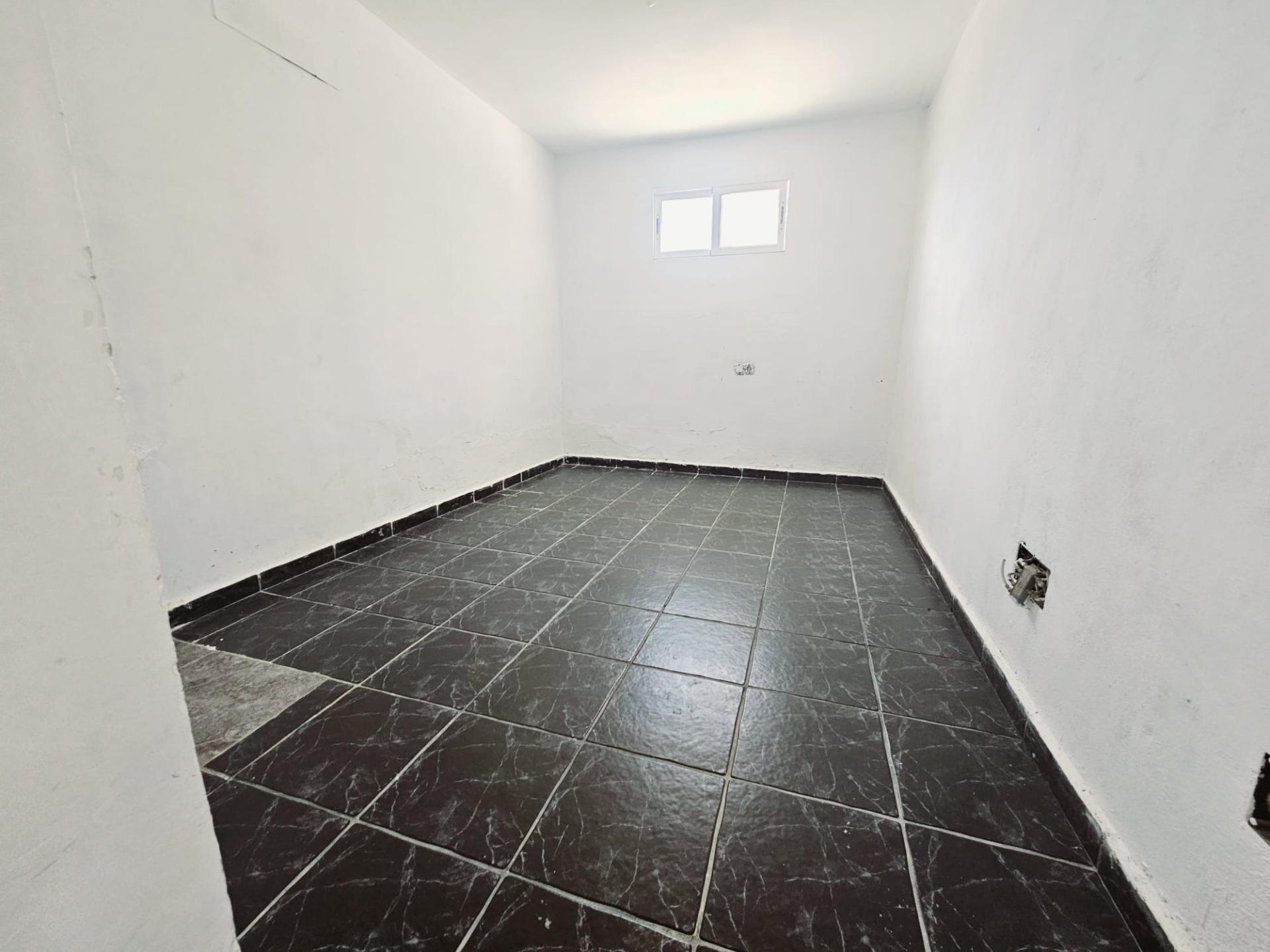 4 Bed, 2 Bath, HouseFor Sale, Torrevieja, Alicante