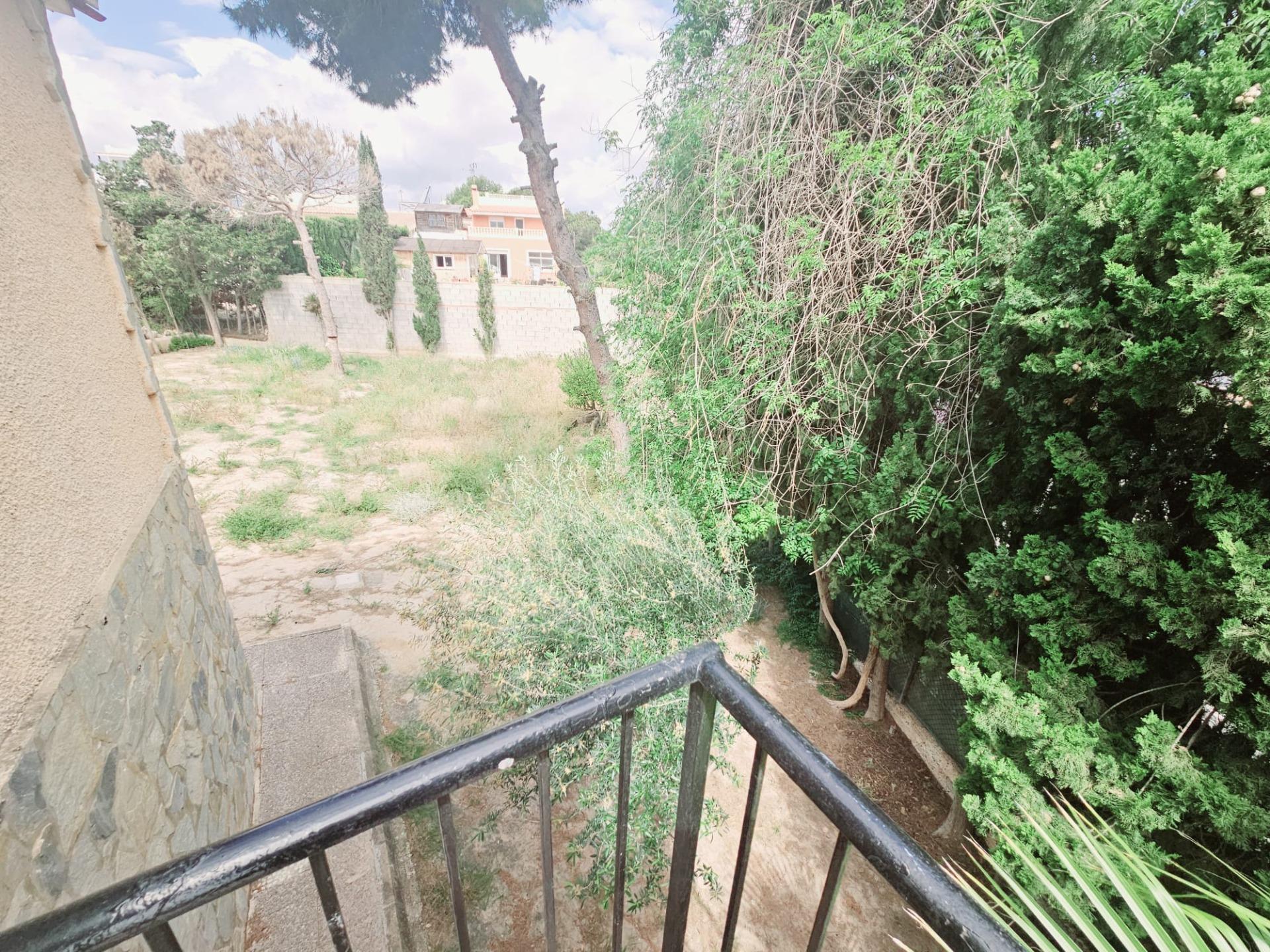 4 Bed, 2 Bath, HouseFor Sale, Torrevieja, Alicante