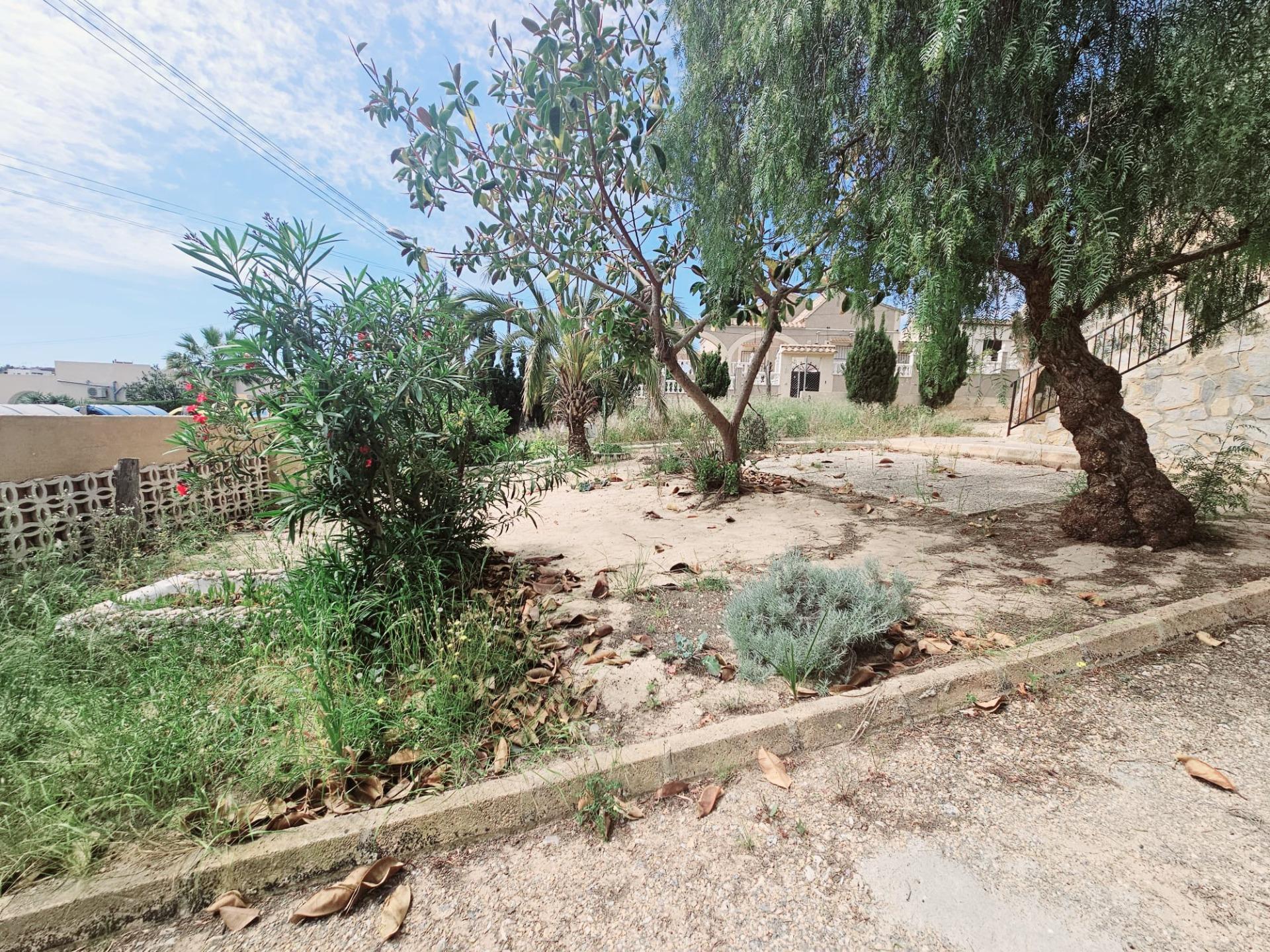 4 Bed, 2 Bath, HouseFor Sale, Torrevieja, Alicante