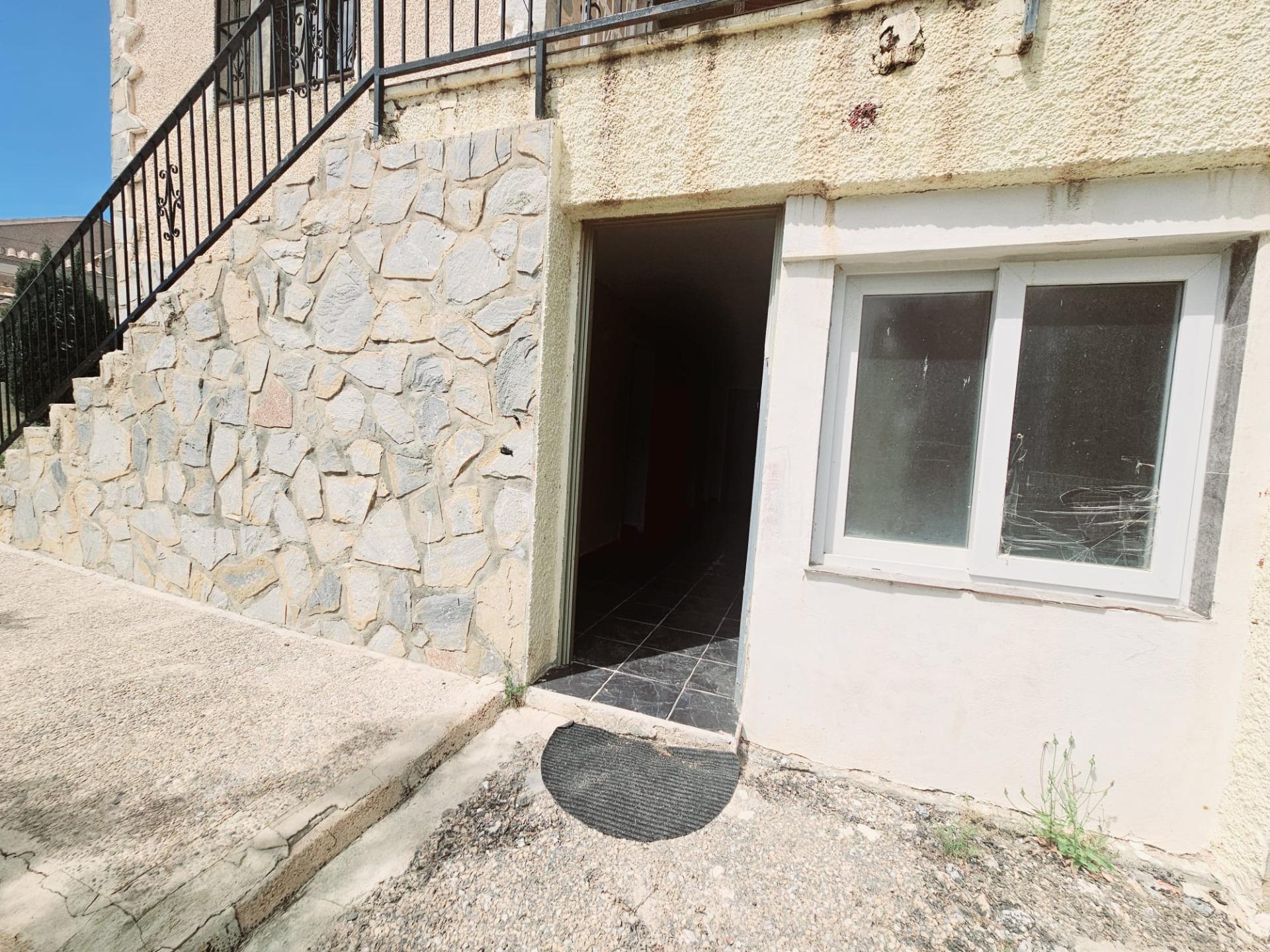 4 Bed, 2 Bath, HouseFor Sale, Torrevieja, Alicante