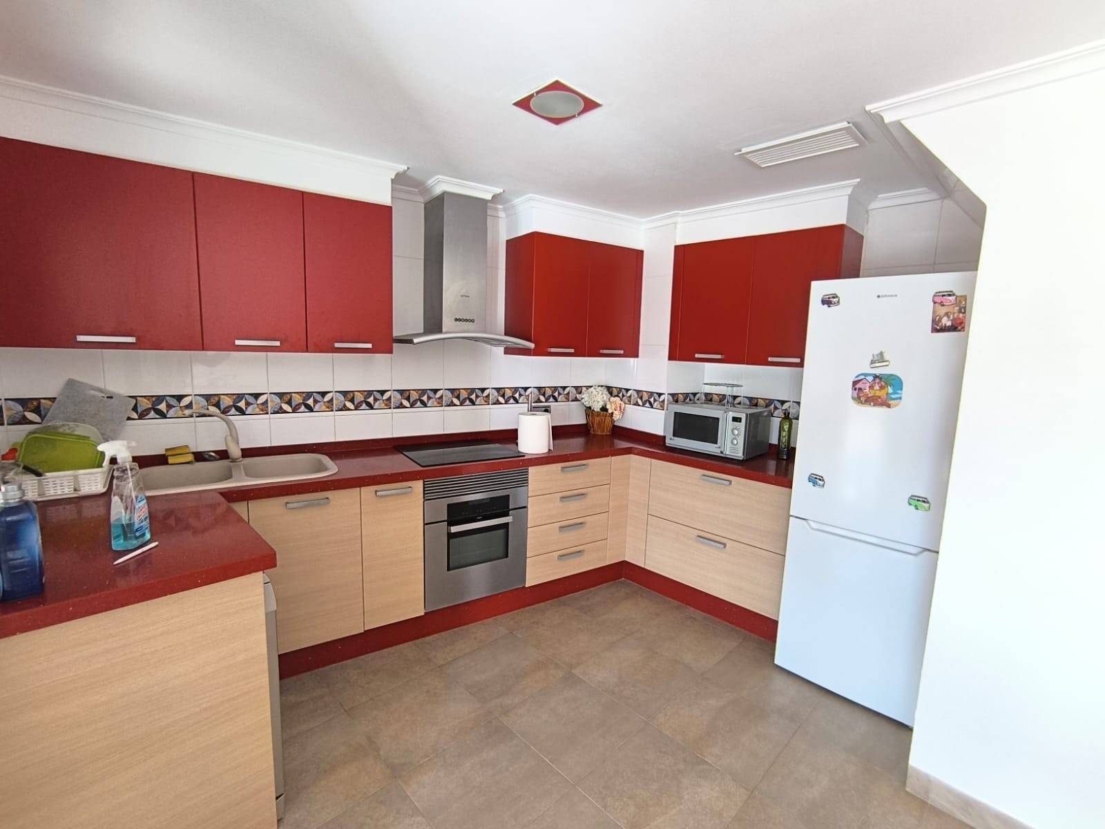 3 Bed, 2 Bath, ApartmentFor Sale, Sax, Alicante