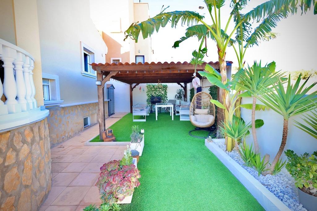 4 Bed, 2 Bath, HouseFor Sale, San Miguel de Salinas, Alicante