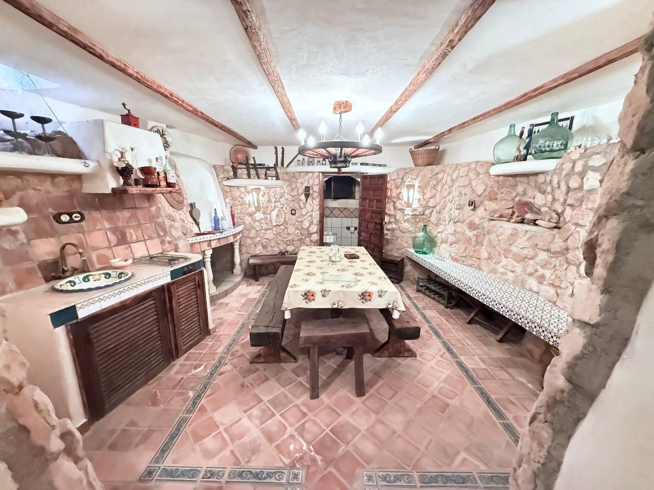 5 Bed, 3 Bath, HouseFor Sale, Campoamor, Alicante