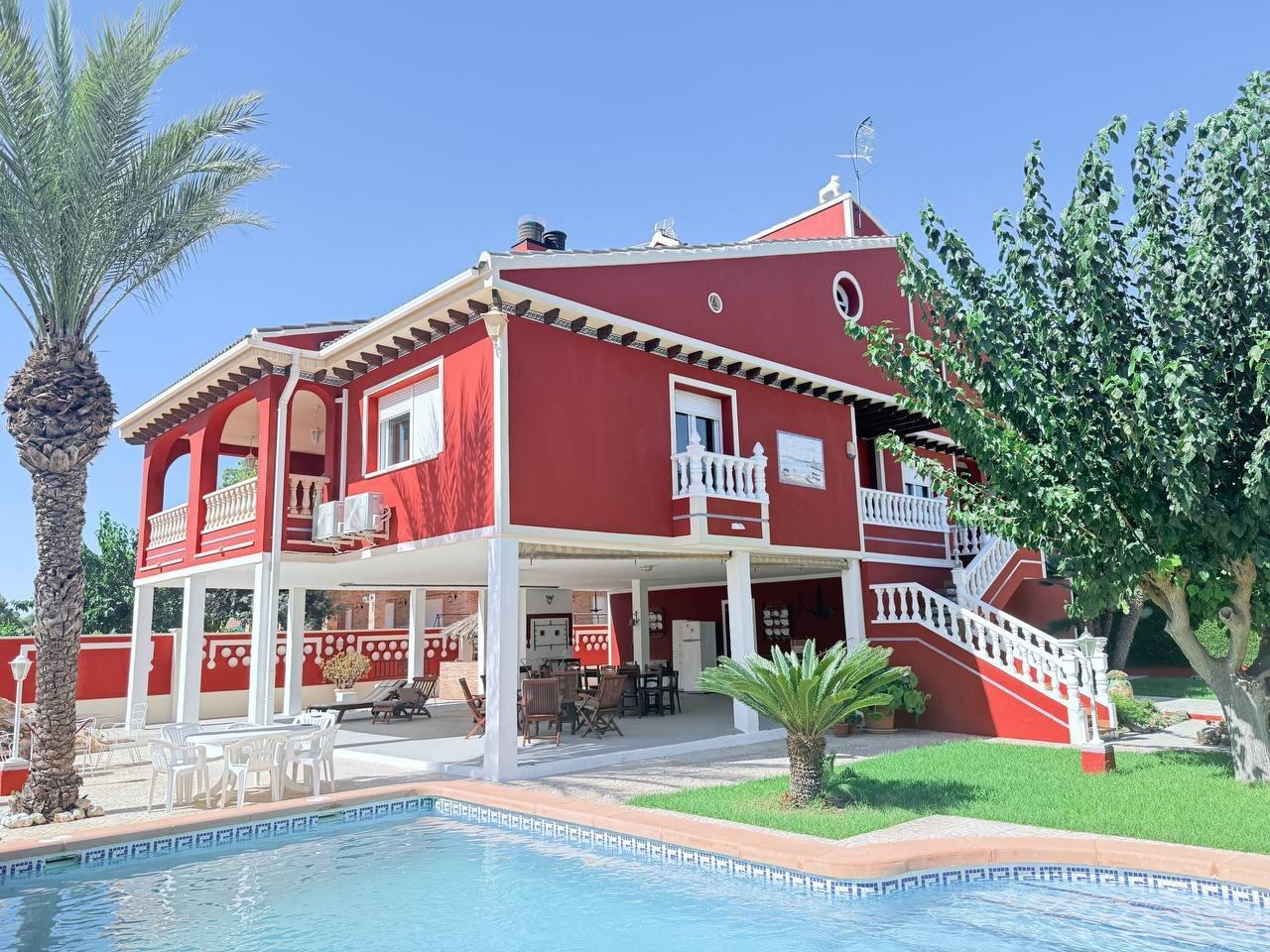 5 Bed, 3 Bath, HouseFor Sale, Campoamor, Alicante