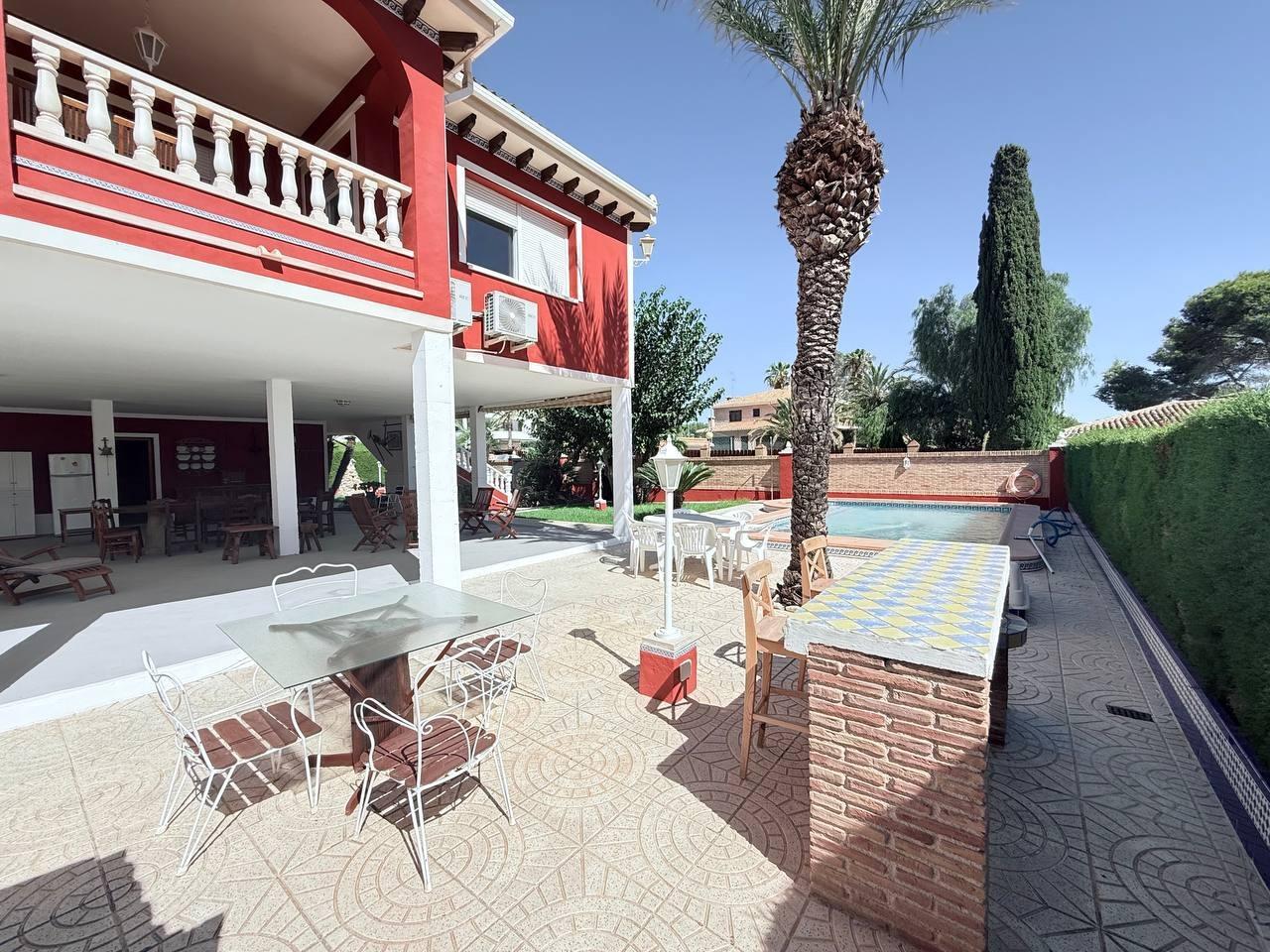 5 Bed, 3 Bath, HouseFor Sale, Campoamor, Alicante