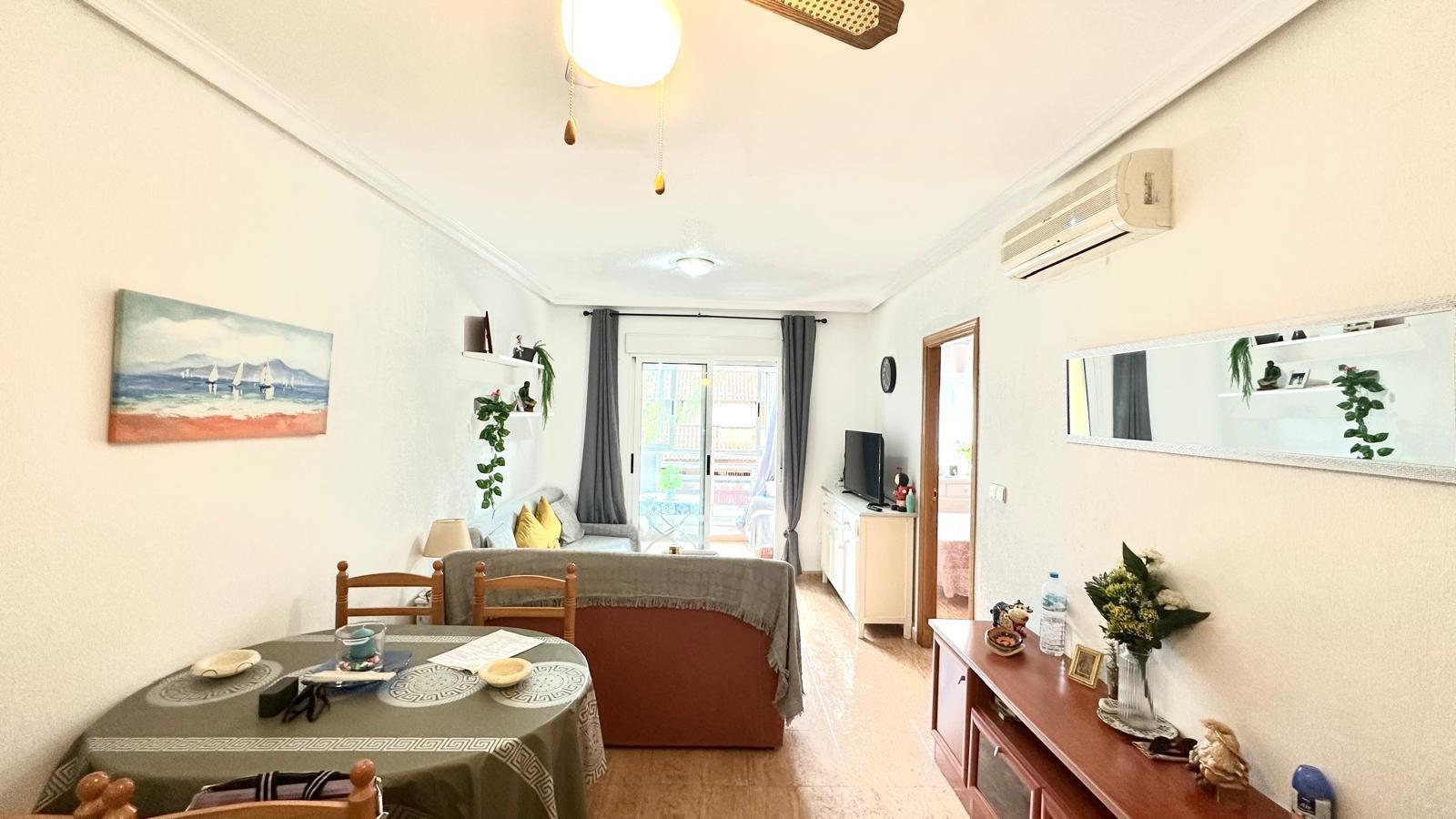 2 Bed, 2 Bath, ApartmentFor Sale, Torrevieja, Alicante