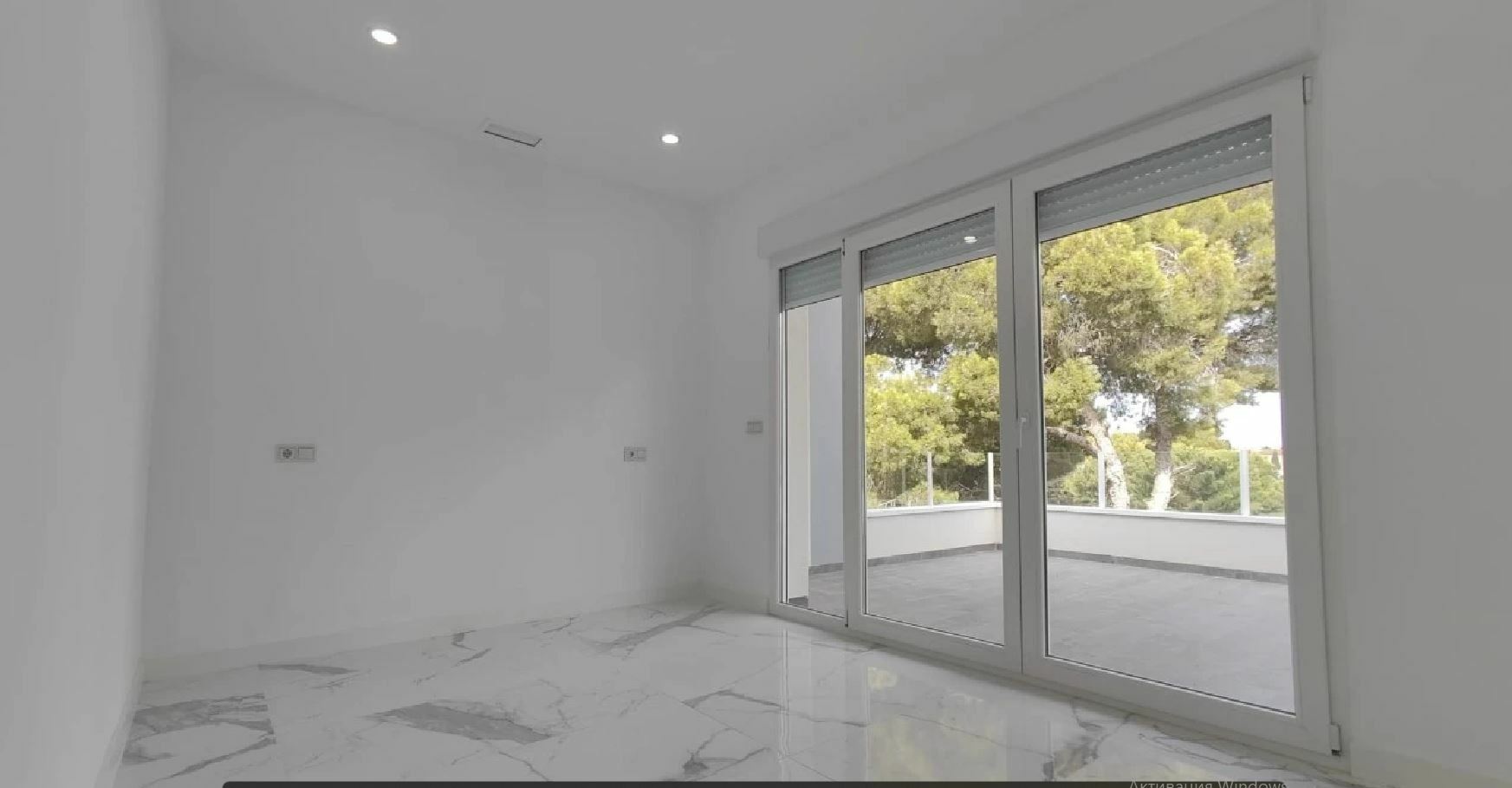 6 Bed, 3 Bath, HouseFor Sale, Torrevieja, Alicante