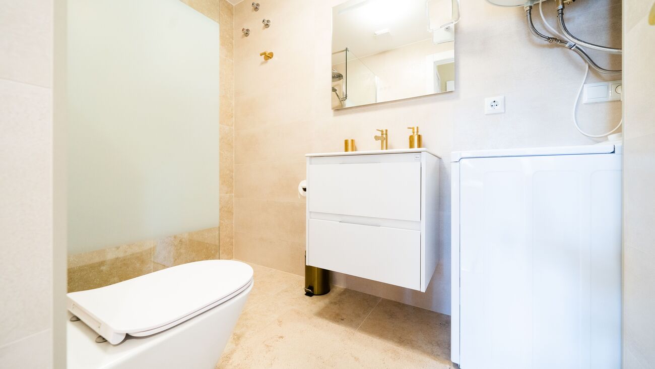 2 Bed, 1 Bath, ApartmentFor Sale, Torrevieja, Alicante