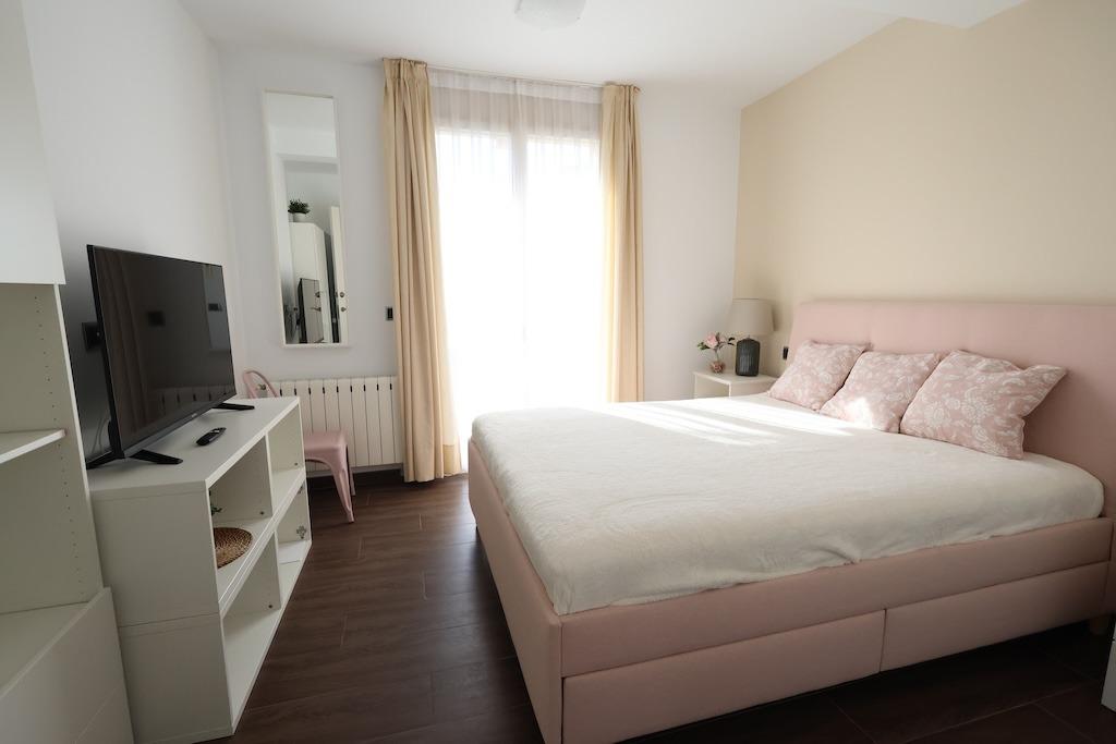 4 Bed, 3 Bath, HouseFor Sale, Cabo Roig, Alicante