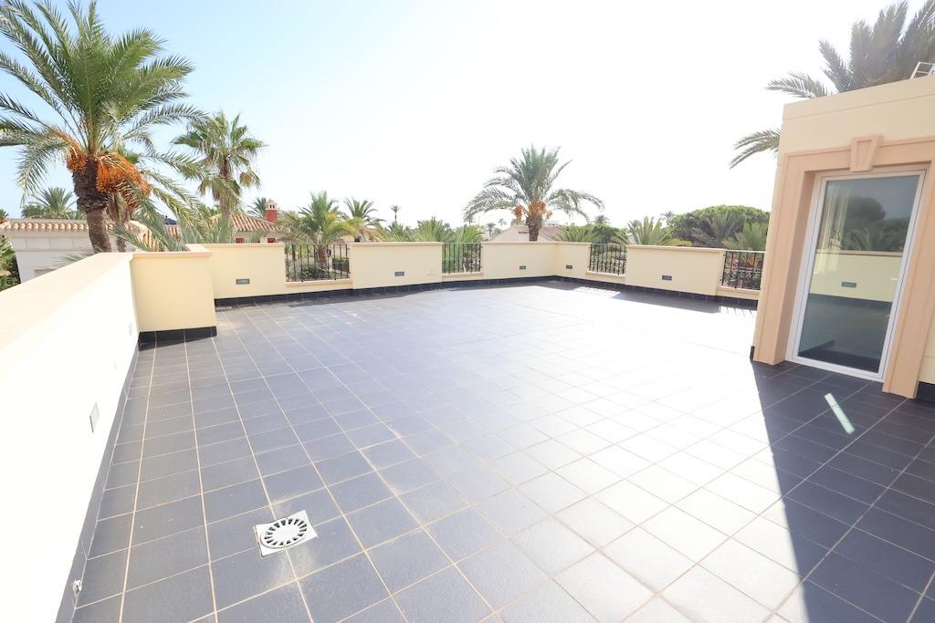 4 Bed, 3 Bath, HouseFor Sale, Cabo Roig, Alicante
