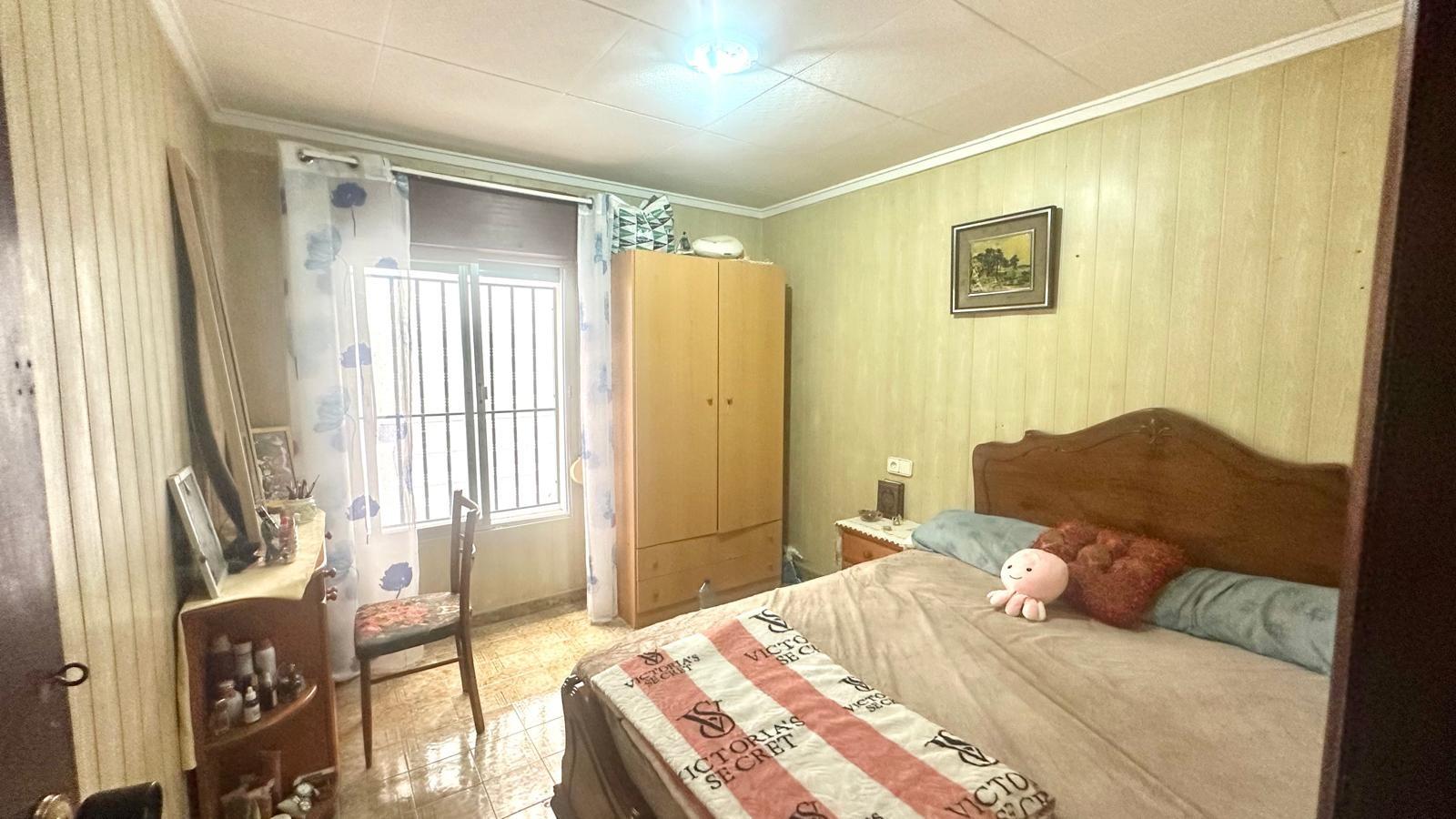 4 Bed, 2 Bath, HouseFor Sale, Torrevieja, Alicante