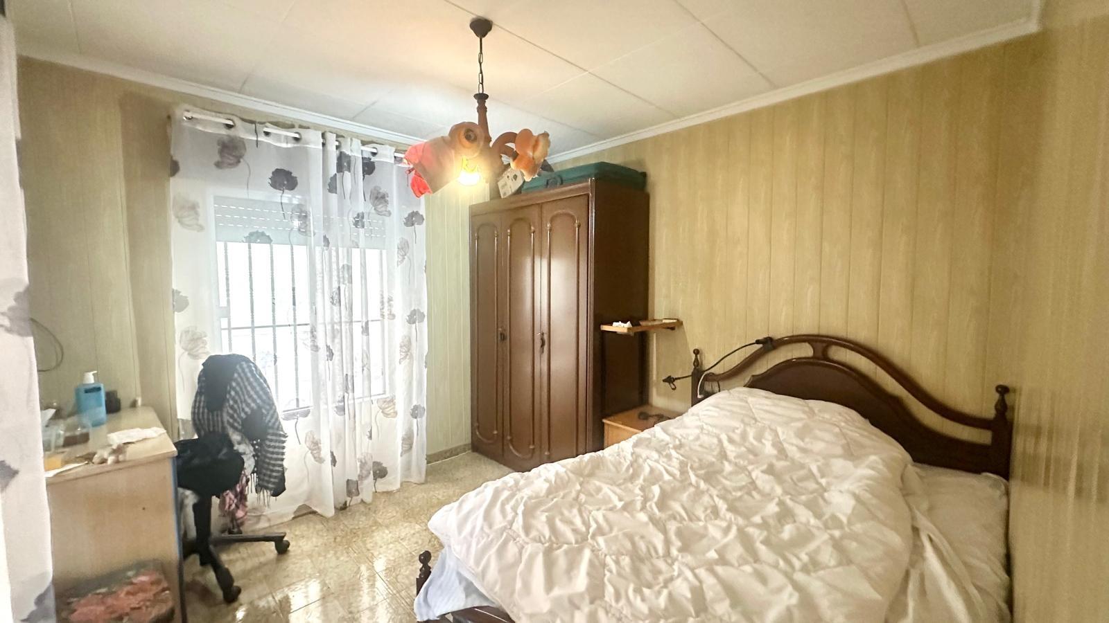 4 Bed, 2 Bath, HouseFor Sale, Torrevieja, Alicante