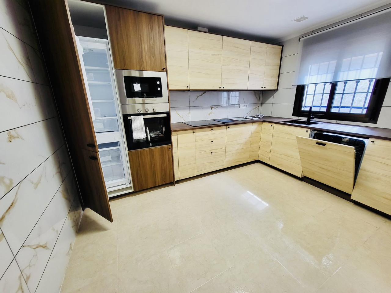 3 Bed, 3 Bath, HouseFor Sale, San Miguel de Salinas, Alicante