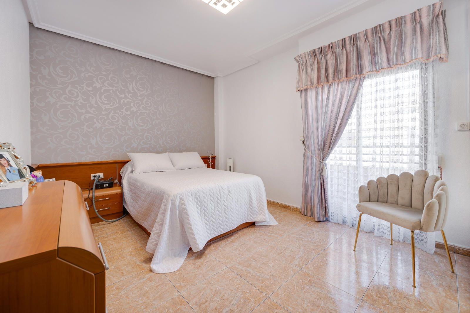 ApartmentFor Sale, Torrevieja, Alicante