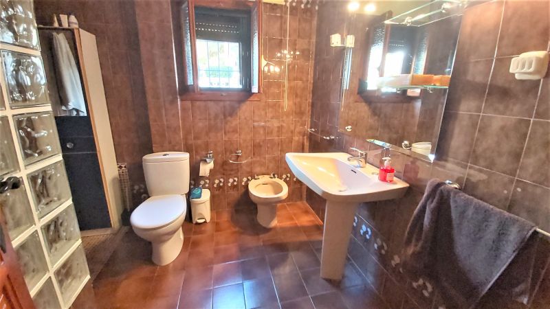 4 Bed, 3 Bath, HouseFor Sale, Torrevieja, Alicante