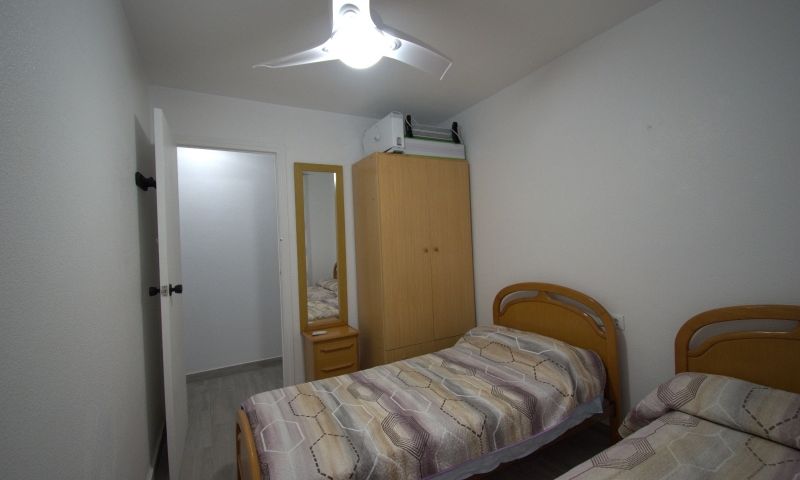 3 Bed, 1 Bath, ApartmentFor Sale, Torrevieja, Alicante