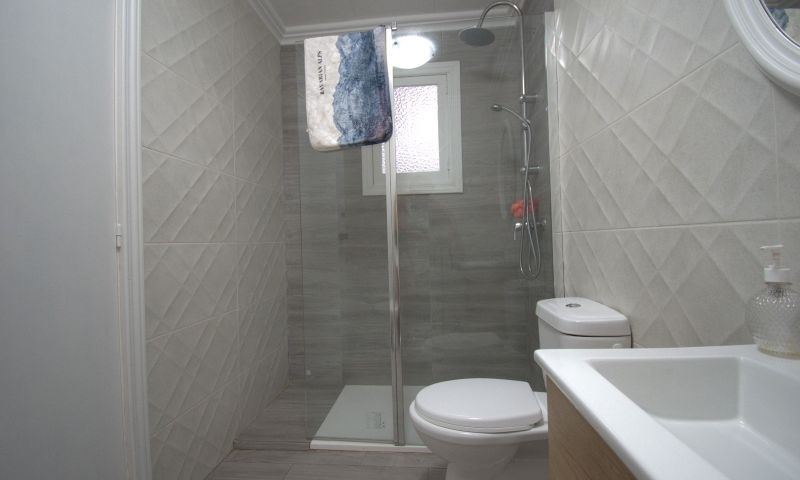 3 Bed, 1 Bath, ApartmentFor Sale, Torrevieja, Alicante