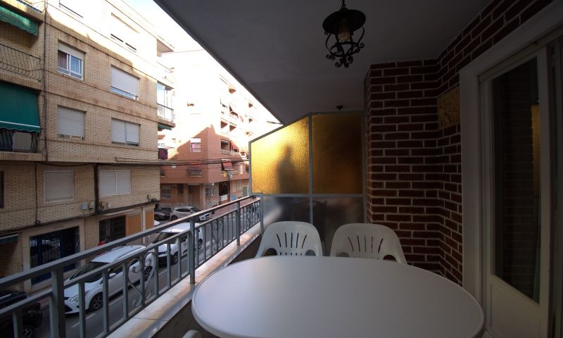 3 Bed, 1 Bath, ApartmentFor Sale, Torrevieja, Alicante