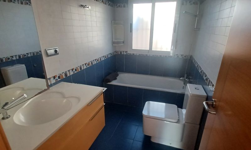 3 Bed, 2 Bath, HouseFor Sale, Torrevieja, Alicante