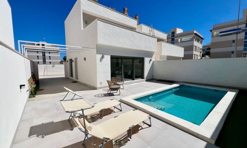 3 Bed, 2 Bath, HouseFor Sale, Orihuela Costa, Alicante