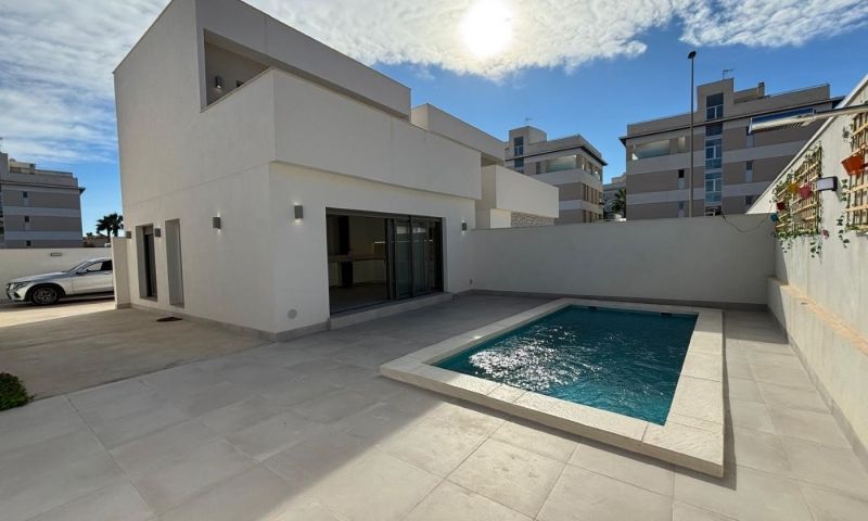 3 Bed, 2 Bath, HouseFor Sale, Orihuela Costa, Alicante
