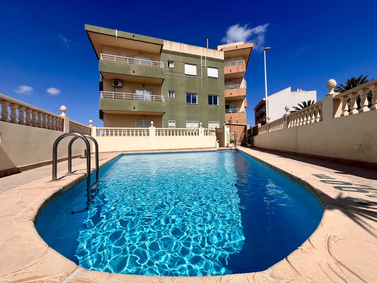 2 Bed, 2 Bath, ApartmentFor Sale, San Miguel de Salinas, Alicante