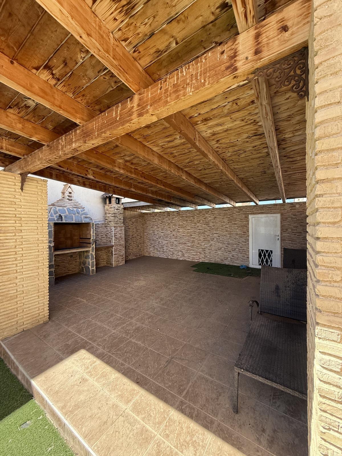 4 Bed, 2 Bath, HouseFor Sale, Torrevieja, Alicante