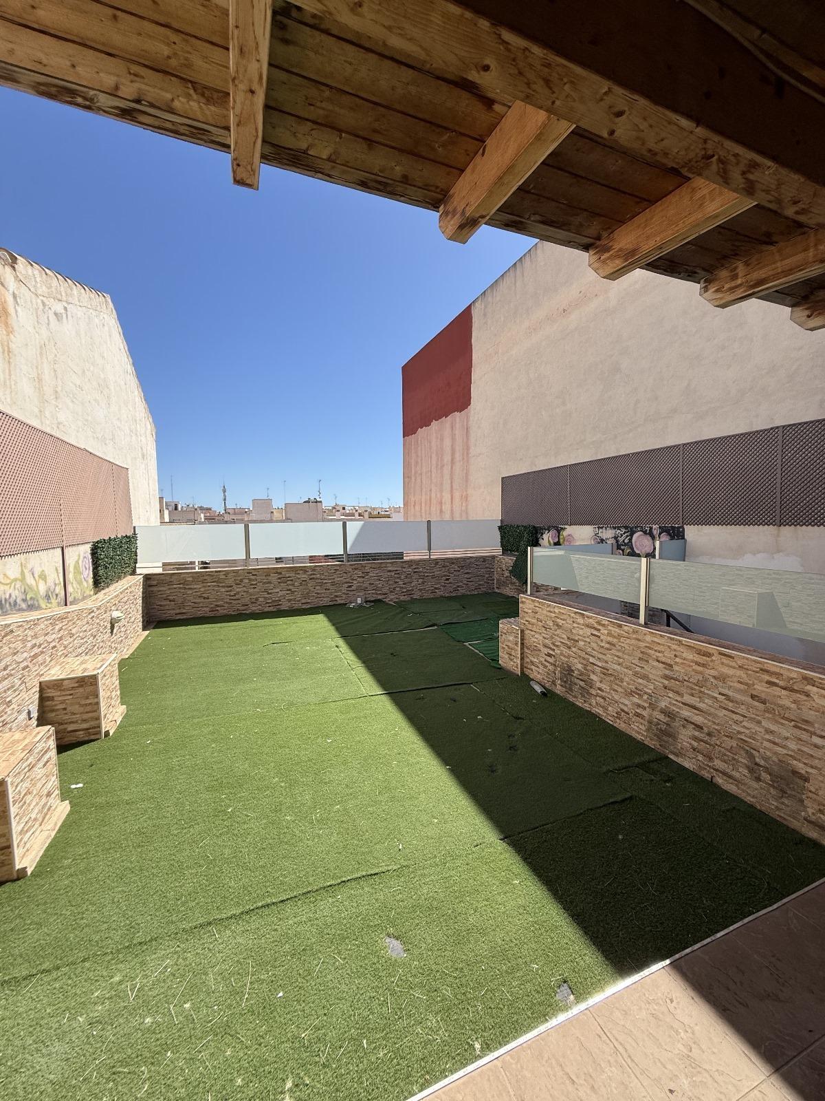 4 Bed, 2 Bath, HouseFor Sale, Torrevieja, Alicante